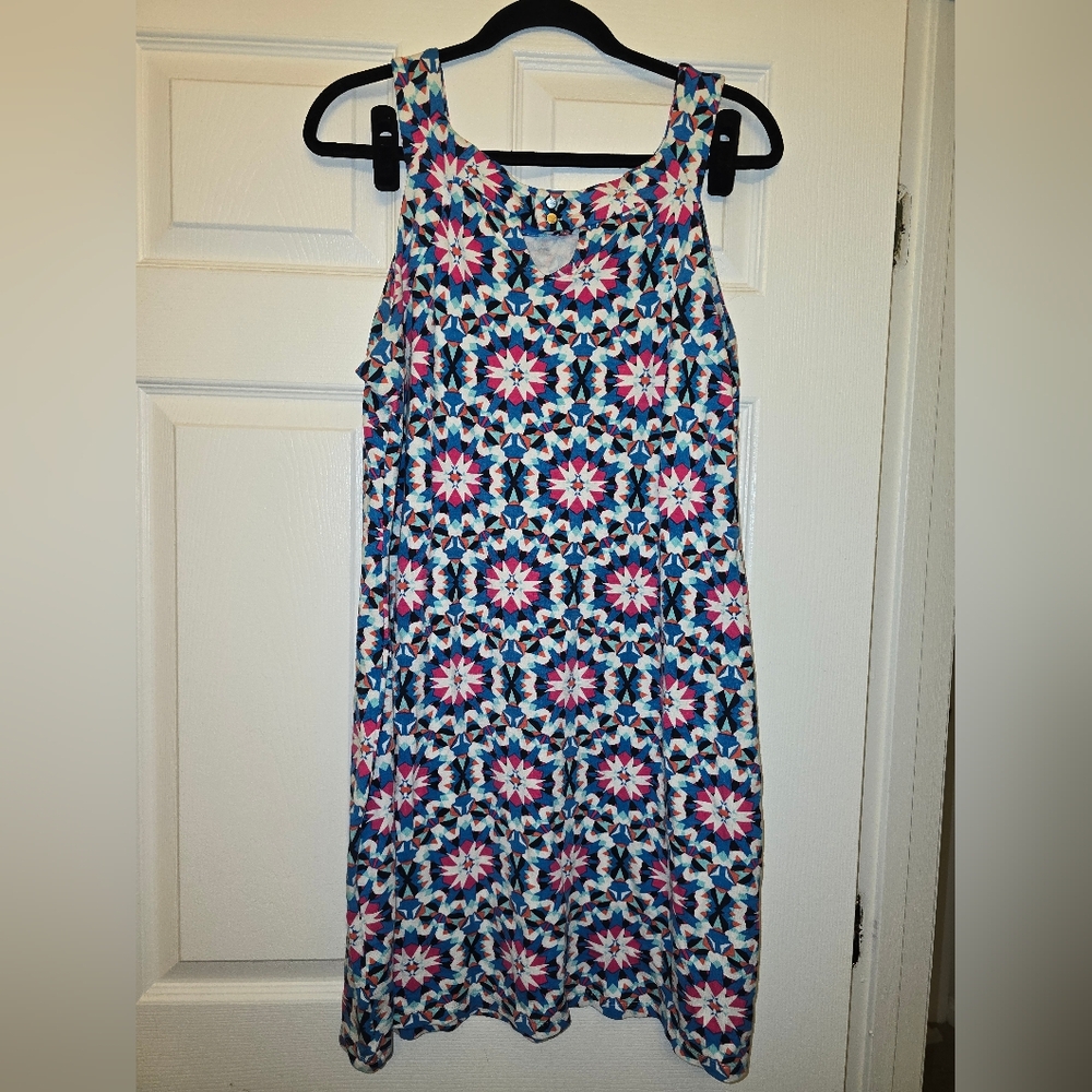 Crown & Ivy - Chic Geometric Midi Dress - Size 1X - Picture 2 of 6